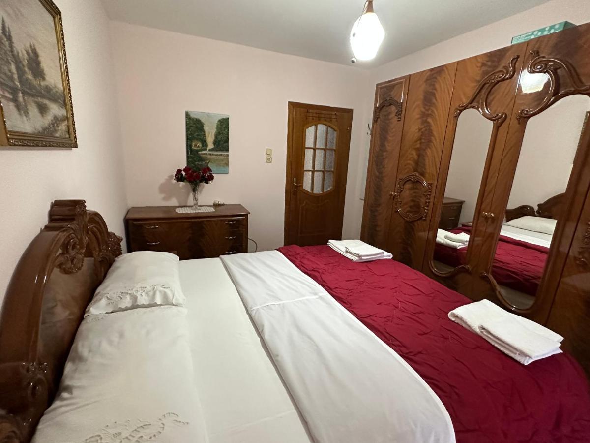 Hoxha House Hotel Kruje Ngoại thất bức ảnh